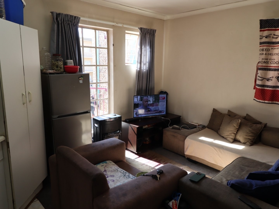 1 Bedroom Property for Sale in Willows Free State